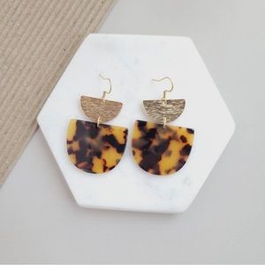 Tortoise/Gold Statement Earrings